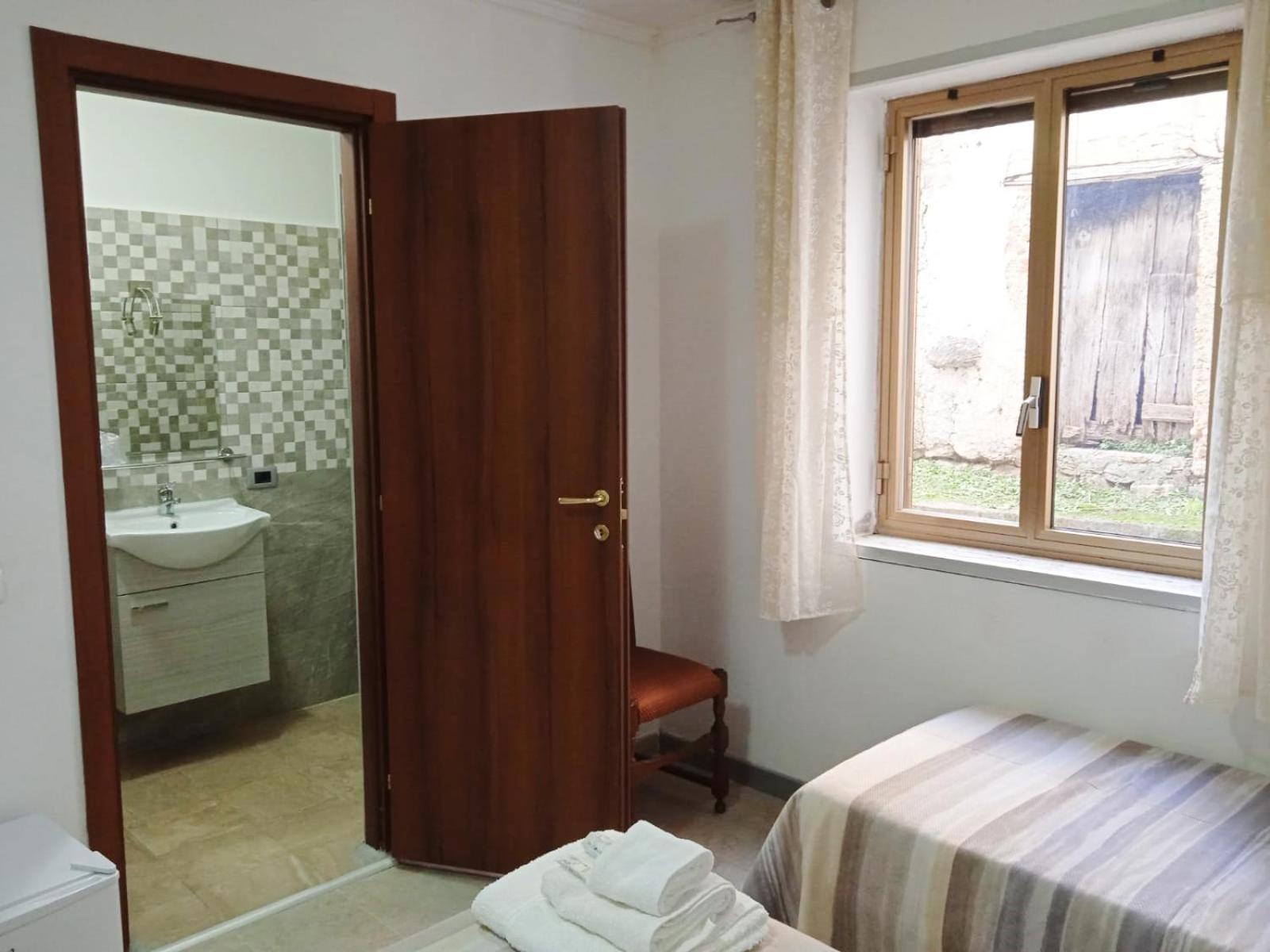 Nonno Pino Bed & Breakfast